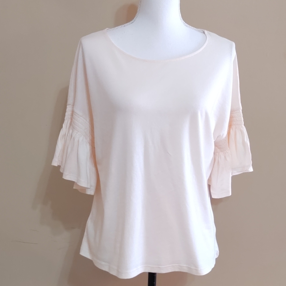 14 T.H & Union Peach Bell Sleeve Top